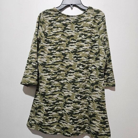 D&Co Denim + Co Women Activewear A-Line Tunic Top Size Small Green Camo Short Sl - Picture 5 of 8